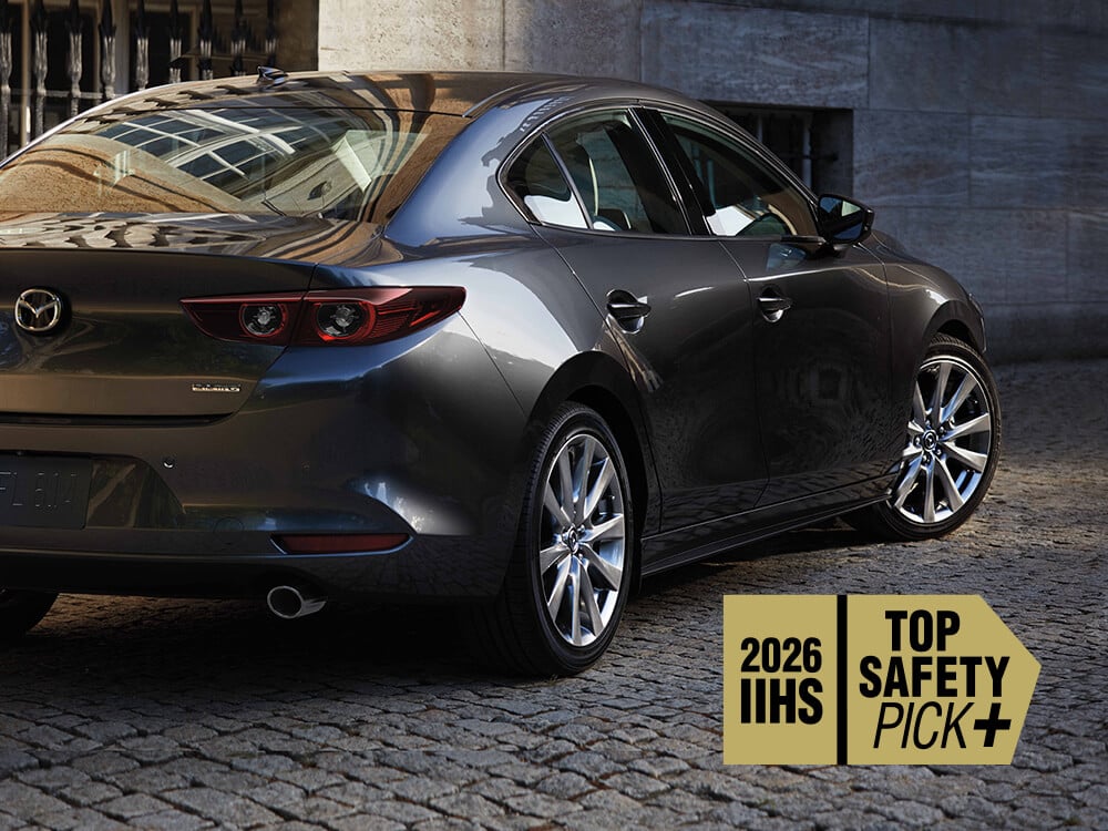 Le Mazda3, nommé TOP SAFETY PICK+ 2026 par l’IIHS